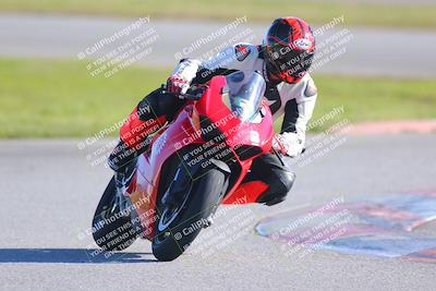 media/Jan-20-2023-Fastrack Riders (Fri) [[f2ad32aba3]]/Level 1/session 5 turn 13/